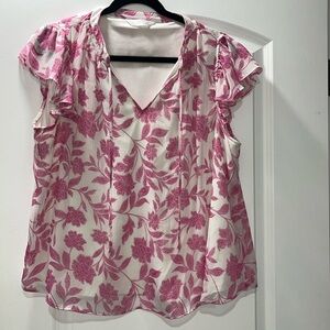 Lauren Conrad layered blouse with cap sleeves gently used 2x